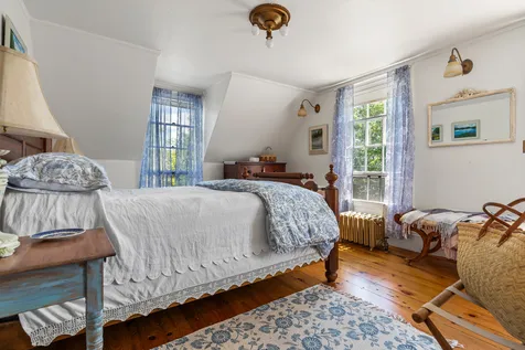 4 Meadow Cove Road Boothbay ME 04544