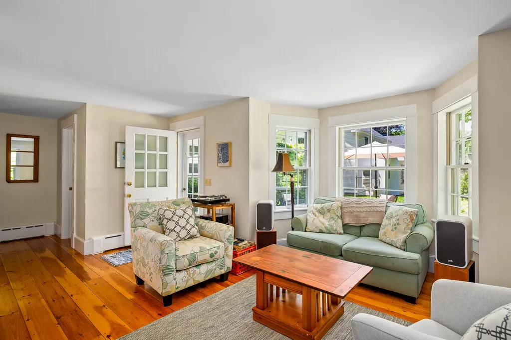 125 Russell Avenue Rockport ME 04856