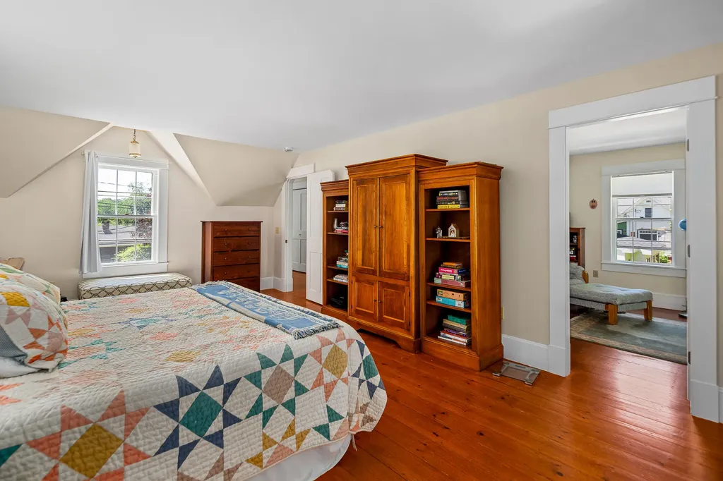125 Russell Avenue Rockport ME 04856
