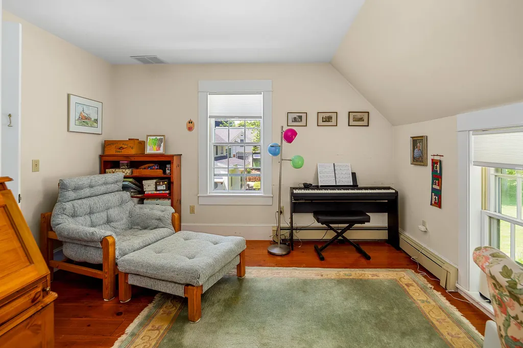 125 Russell Avenue Rockport ME 04856