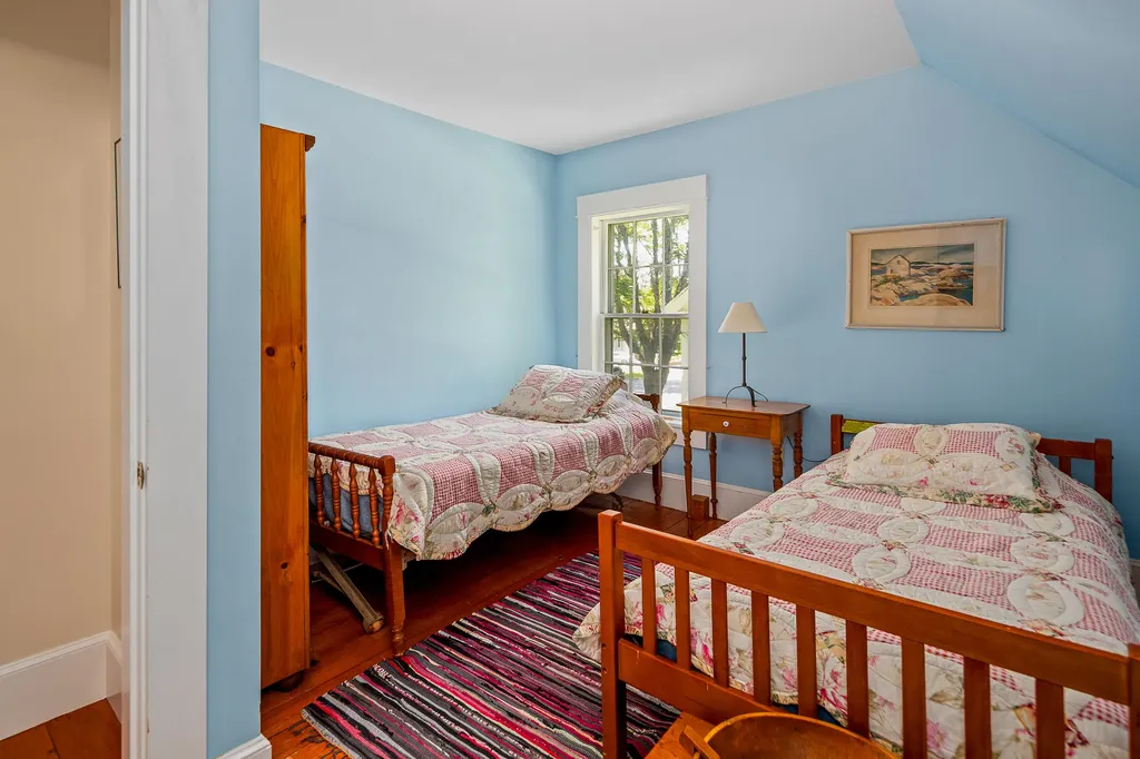 125 Russell Avenue Rockport ME 04856