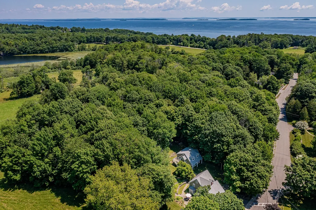125 Russell Avenue Rockport ME 04856