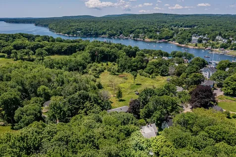 125 Russell Avenue Rockport ME 04856