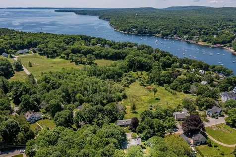 125 Russell Avenue Rockport ME 04856