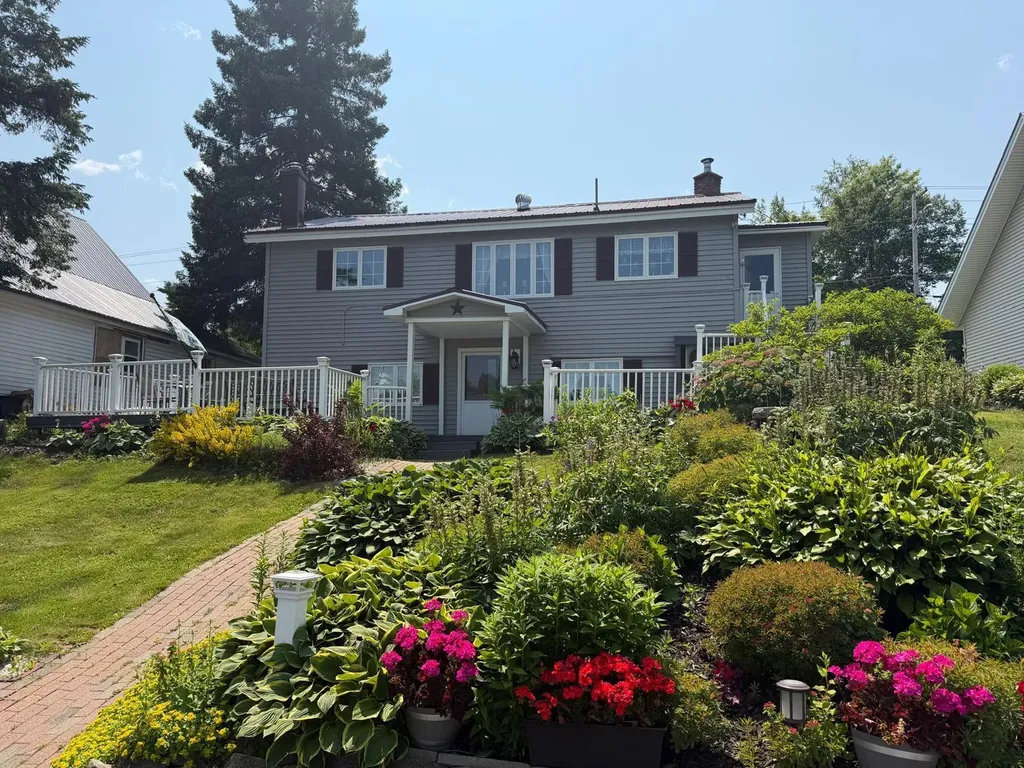 9 Spring Street Caribou ME 04736