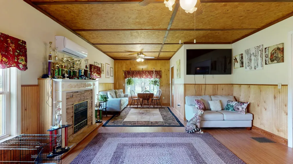 4 Brook Hill Drive Leeds ME 04263