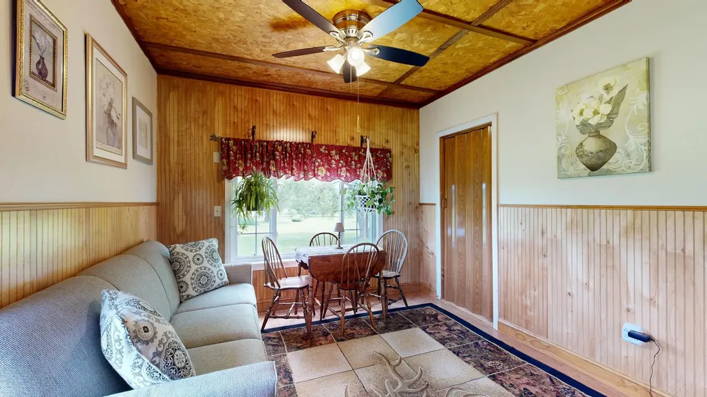 4 Brook Hill Drive Leeds ME 04263
