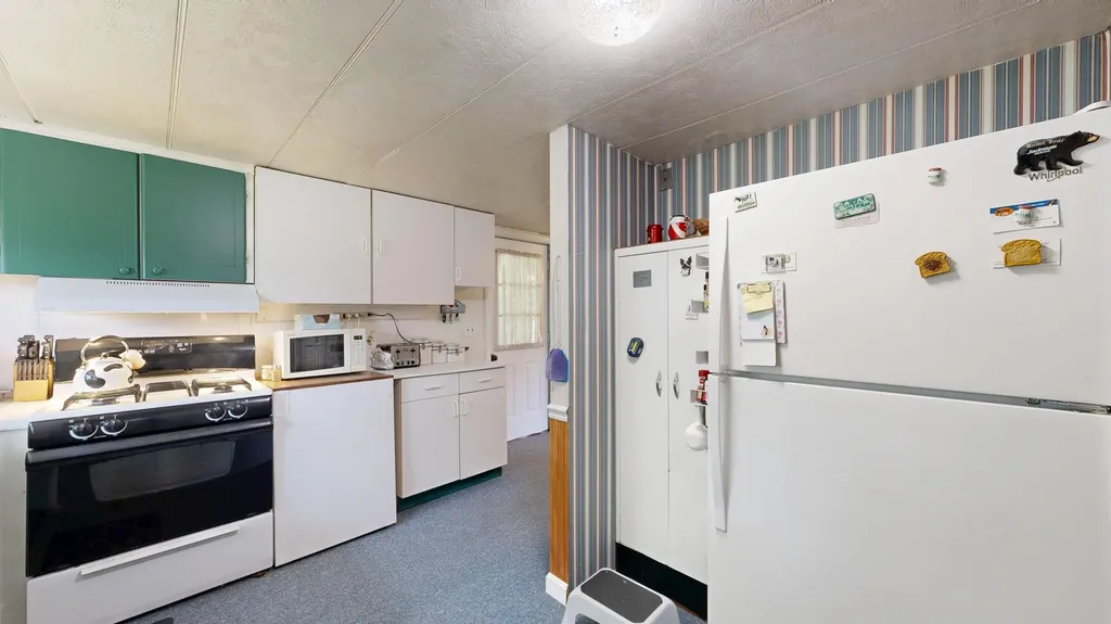 4 Brook Hill Drive Leeds ME 04263