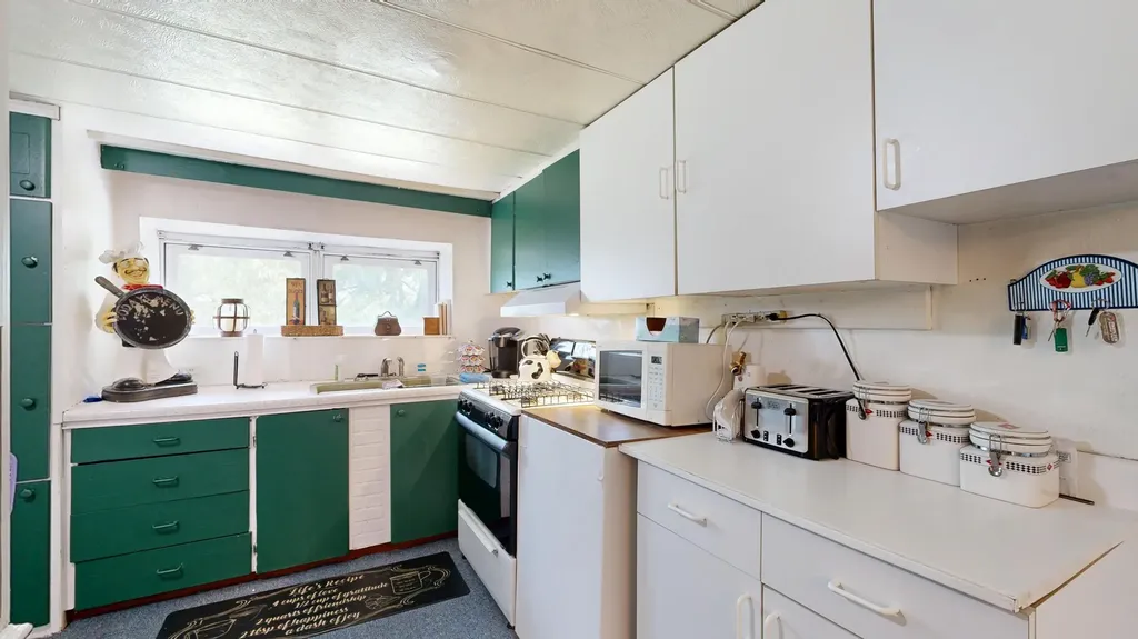 4 Brook Hill Drive Leeds ME 04263