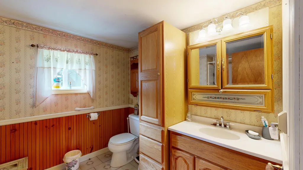 4 Brook Hill Drive Leeds ME 04263