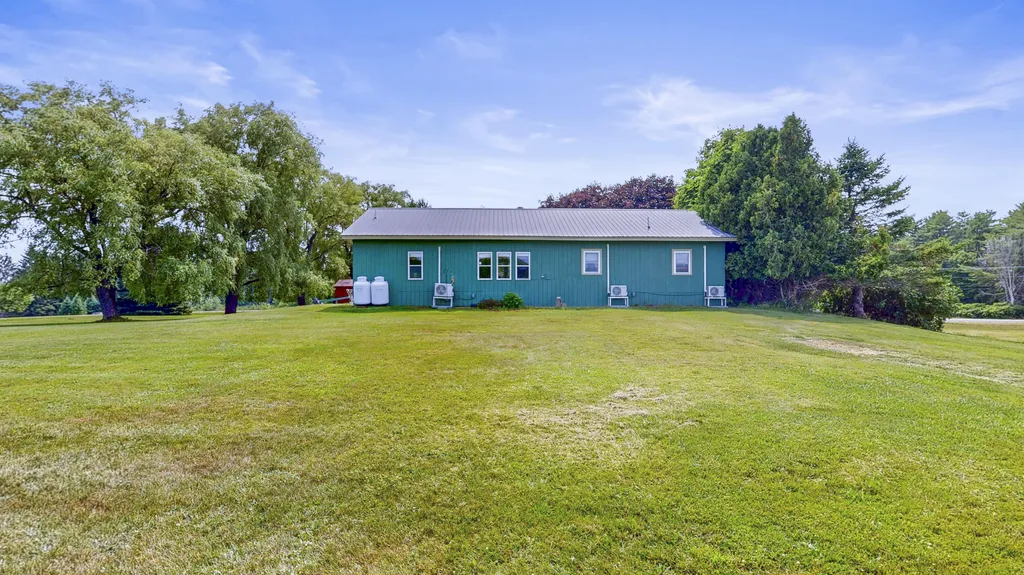 4 Brook Hill Drive Leeds ME 04263