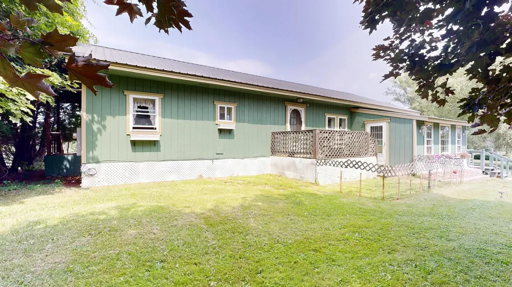 4 Brook Hill Drive Leeds ME 04263