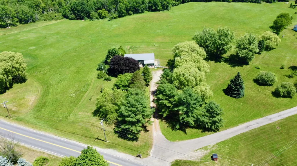 4 Brook Hill Drive Leeds ME 04263