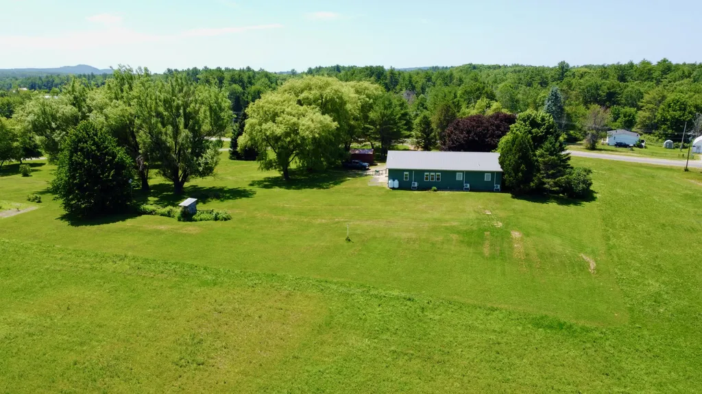 4 Brook Hill Drive Leeds ME 04263