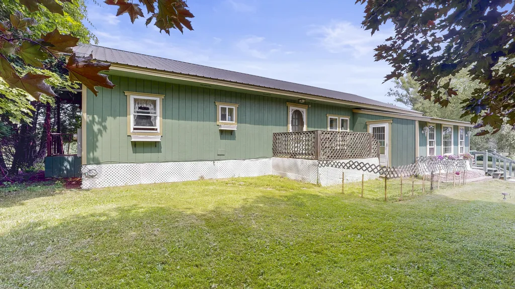 4 Brook Hill Drive Leeds ME 04263