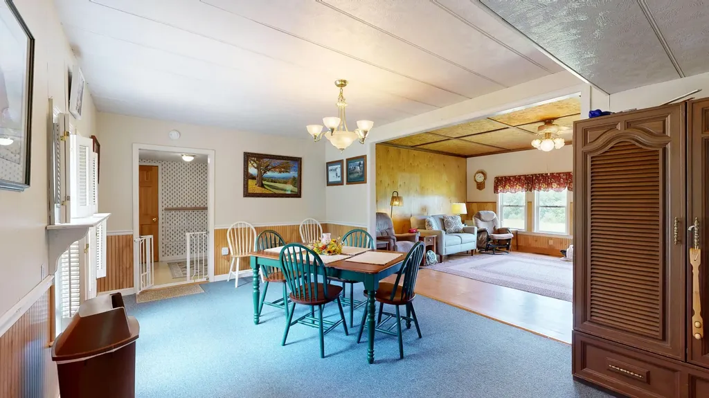 4 Brook Hill Drive Leeds ME 04263