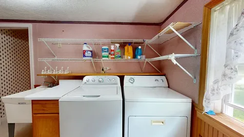 4 Brook Hill Drive Leeds ME 04263