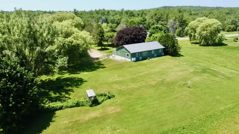 4 Brook Hill Drive Leeds ME 04263