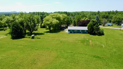 4 Brook Hill Drive Leeds ME 04263