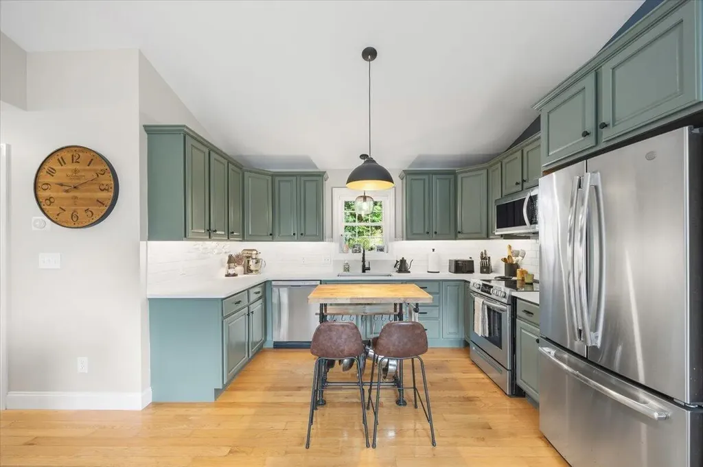 531 Auburn Street Portland ME 04103