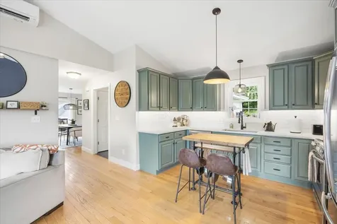 531 Auburn Street Portland ME 04103