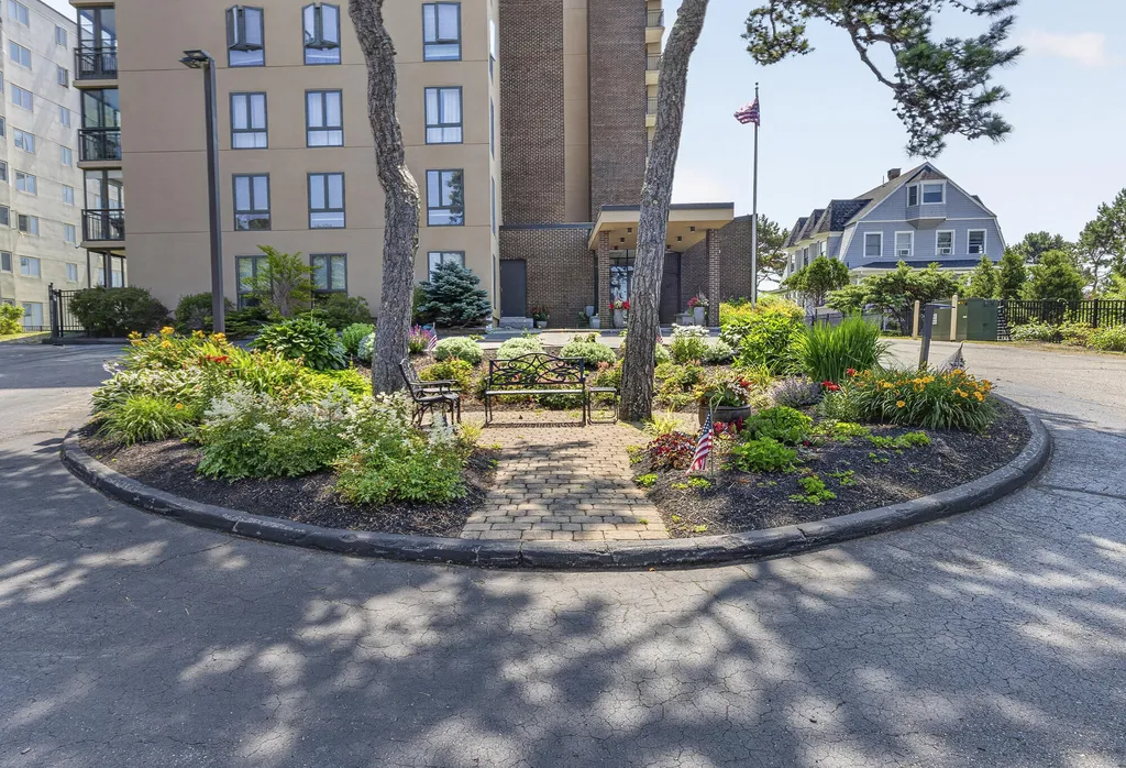 205 E Grand Avenue Old Orchard Beach ME 04064