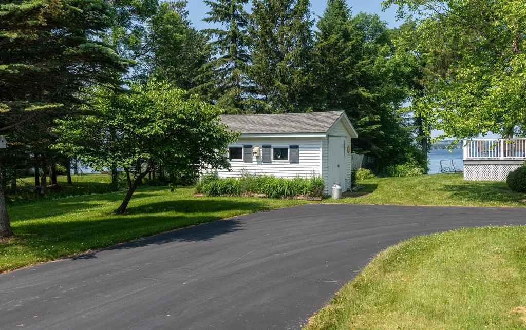 25 Green Point Road Madawaska ME 04773