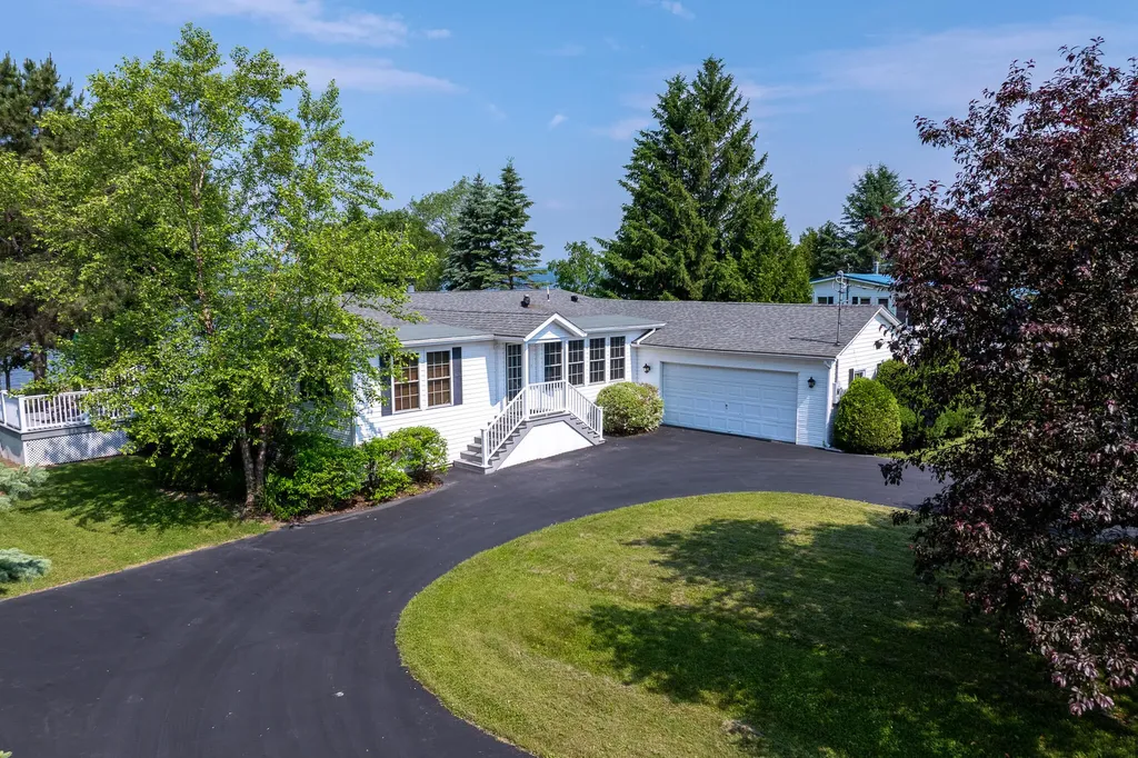 25 Green Point Road Madawaska ME 04773