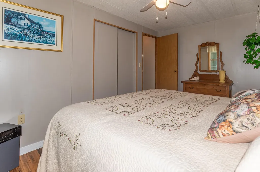 25 Green Point Road Madawaska ME 04773