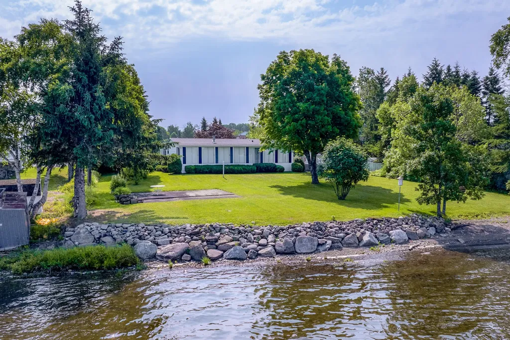 25 Green Point Road Madawaska ME 04773