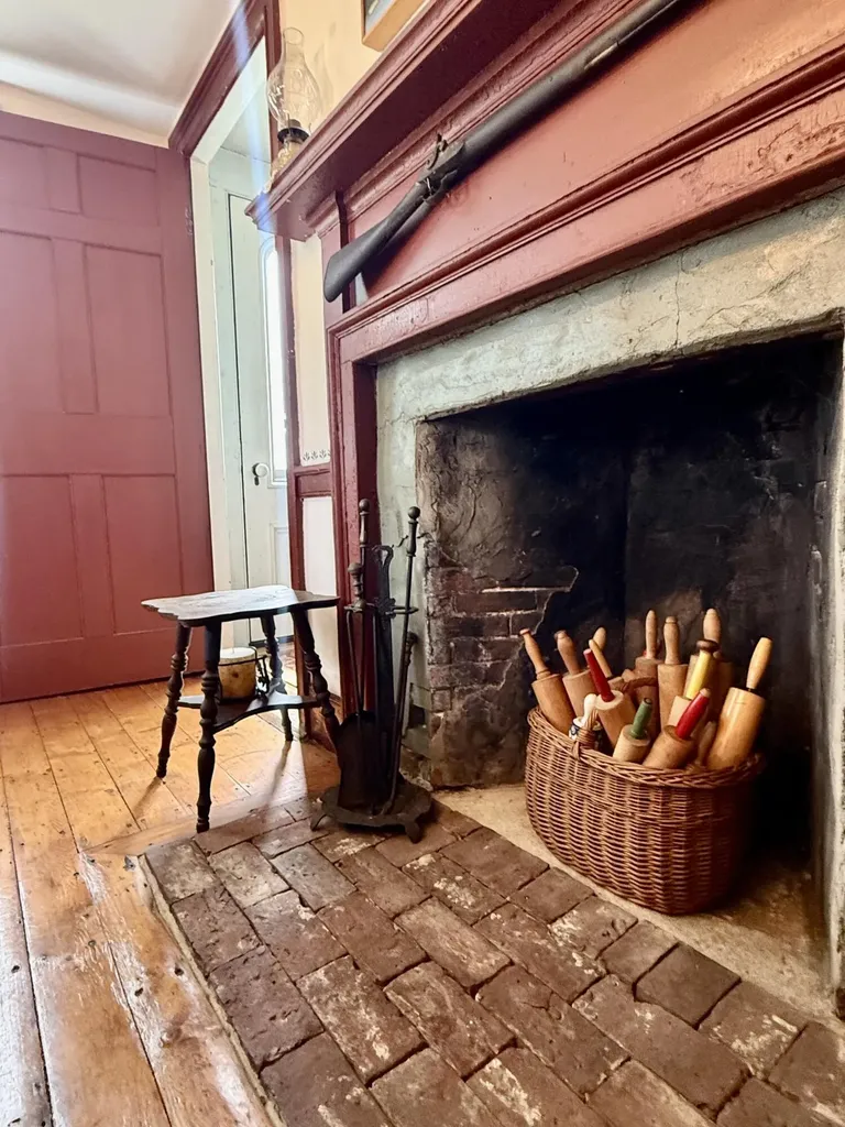 5 Chestnut Street Vinalhaven ME 04863