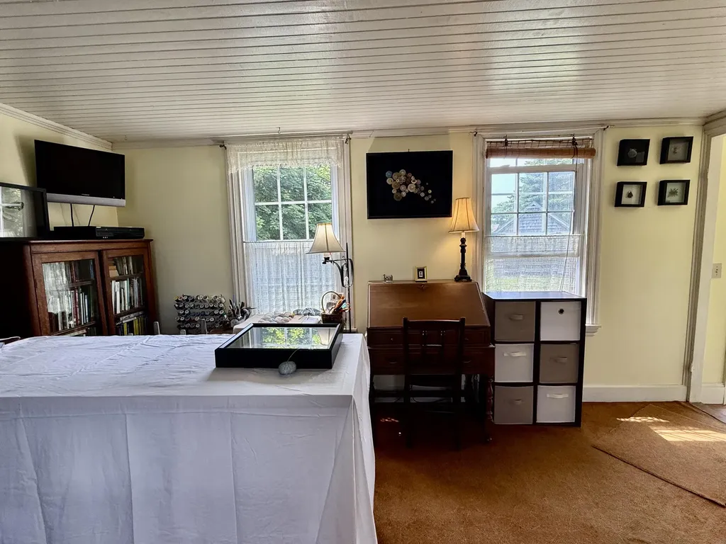5 Chestnut Street Vinalhaven ME 04863