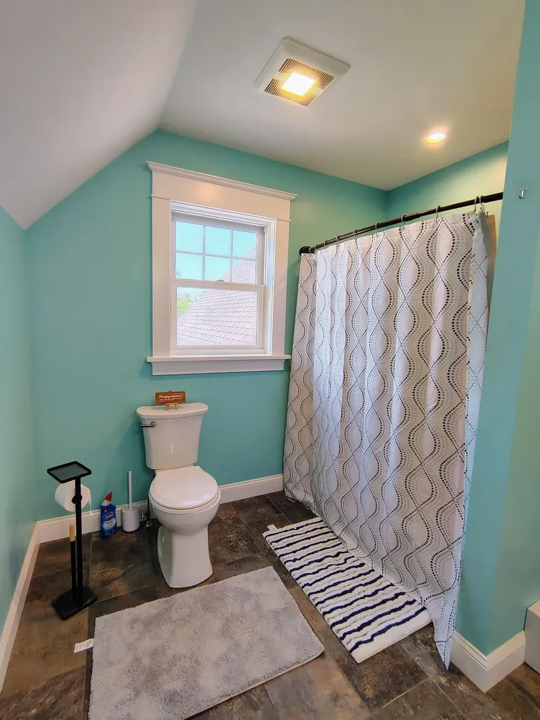 6 Red Barn Road Damariscotta ME 04543