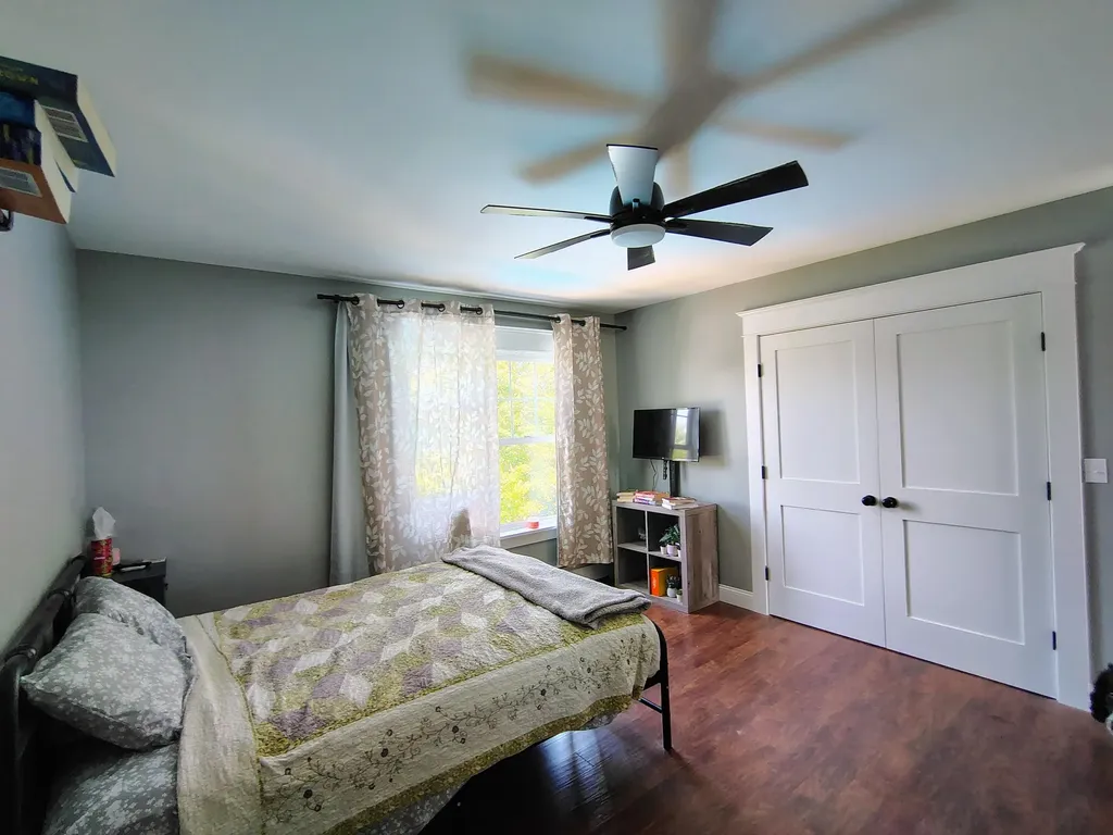 6 Red Barn Road Damariscotta ME 04543