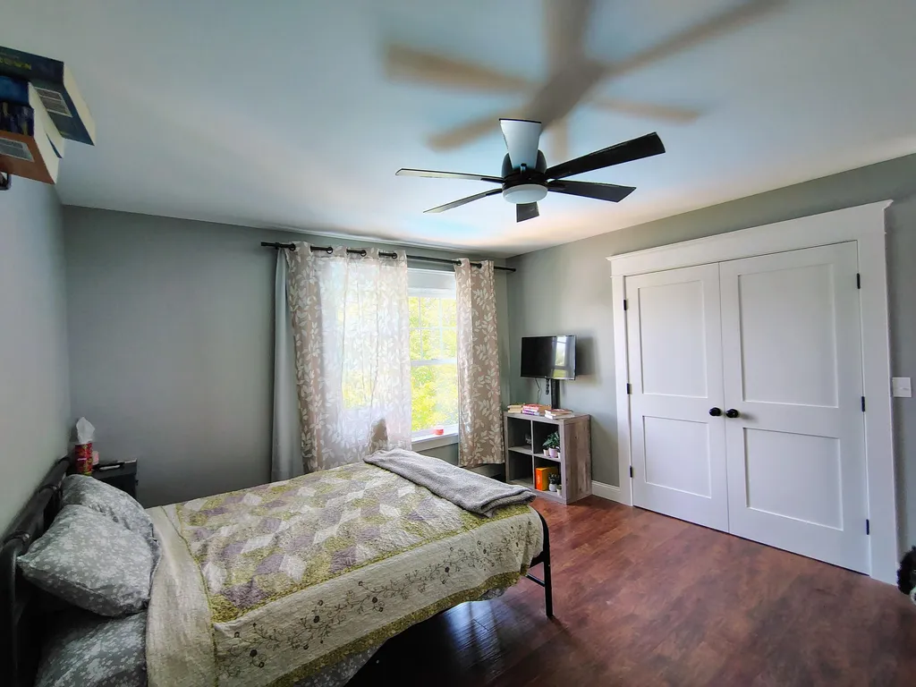 6 Red Barn Road Damariscotta ME 04543