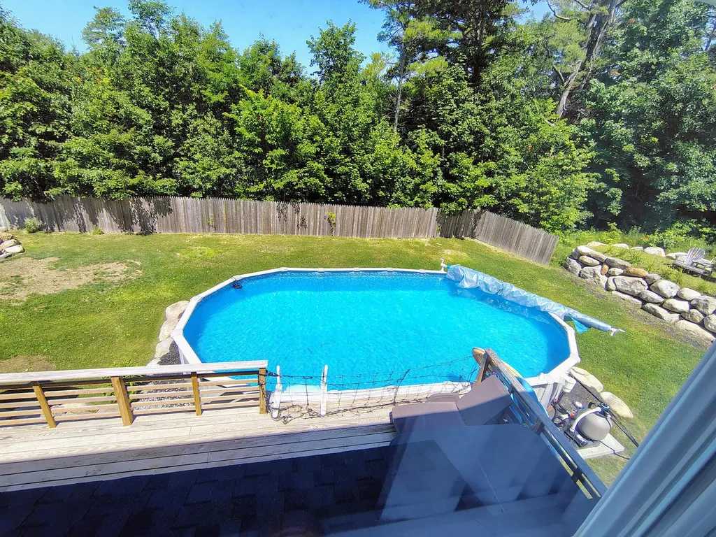 6 Red Barn Road Damariscotta ME 04543
