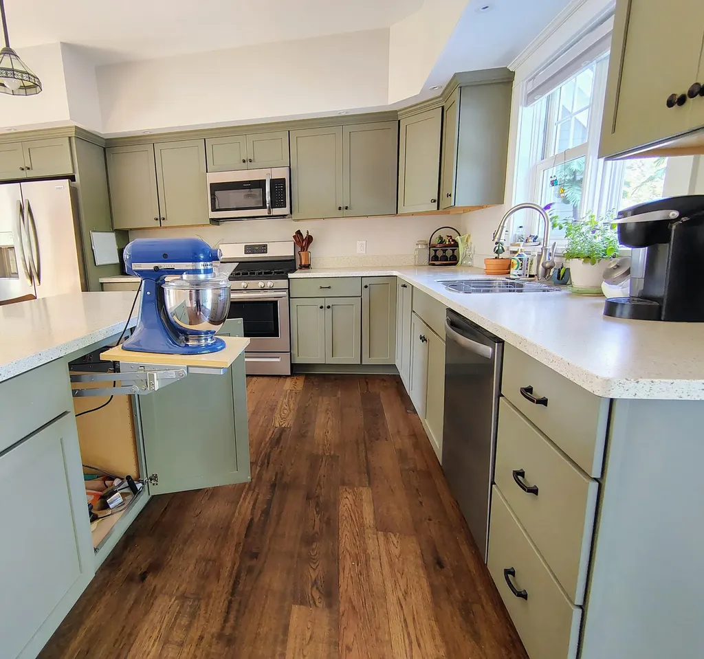 6 Red Barn Road Damariscotta ME 04543