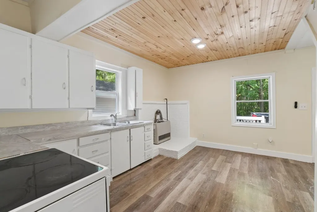 36 Coolidge Avenue Portland ME 04103