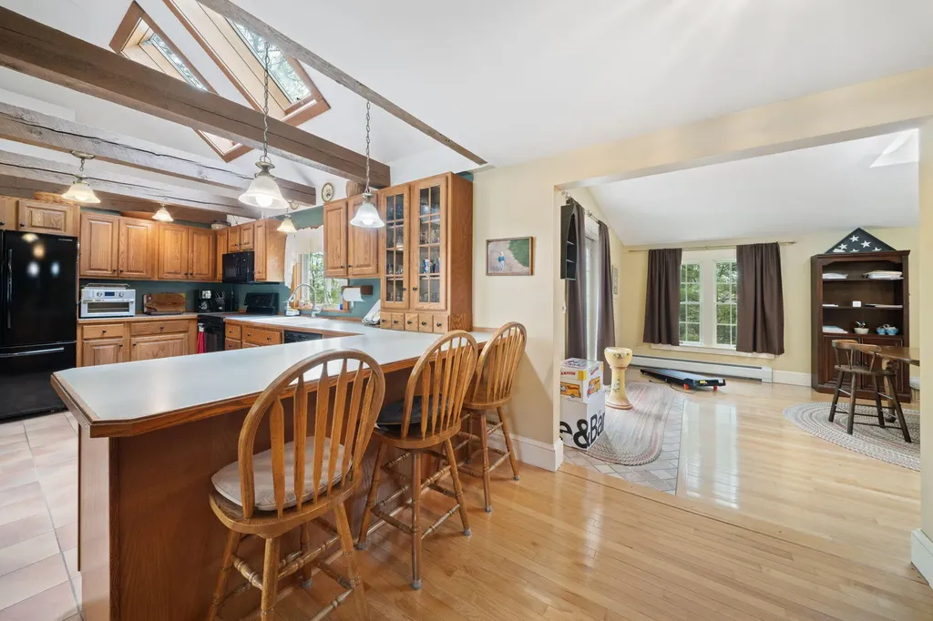 7 Ruth Avenue Hampden ME 04444