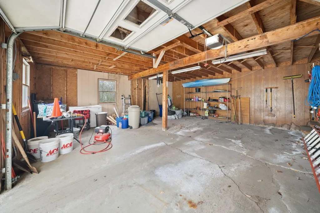 7 Ruth Avenue Hampden ME 04444