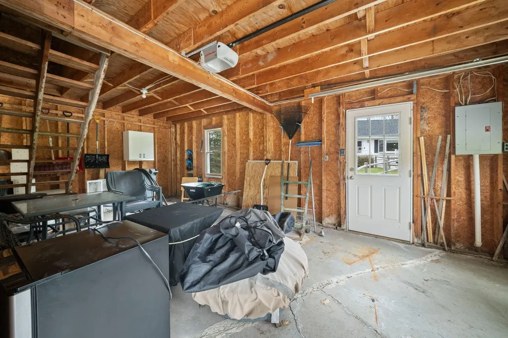 7 Ruth Avenue Hampden ME 04444