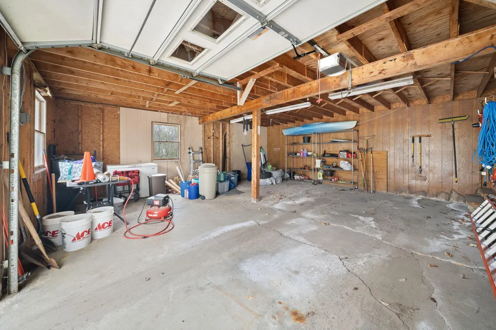 7 Ruth Avenue Hampden ME 04444