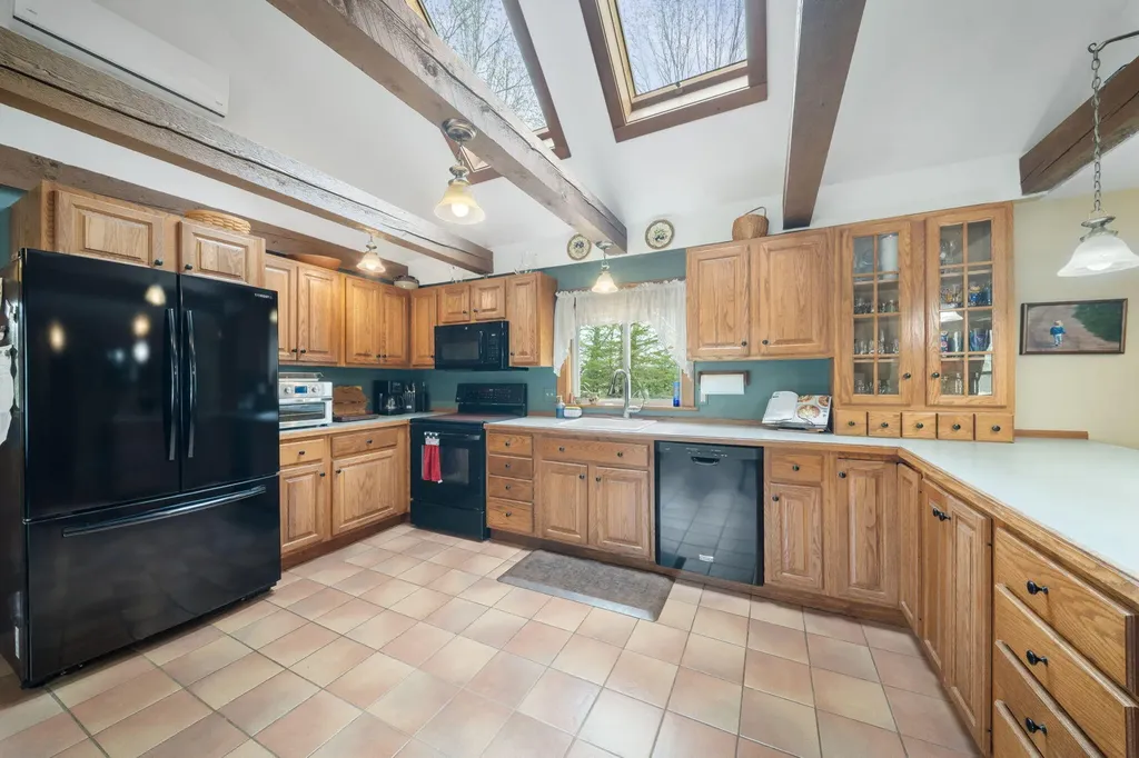7 Ruth Avenue Hampden ME 04444