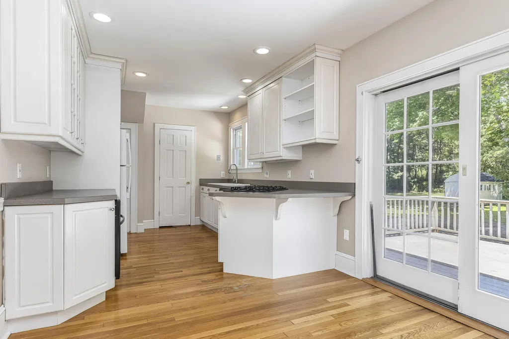 87 Read Street Portland ME 04103