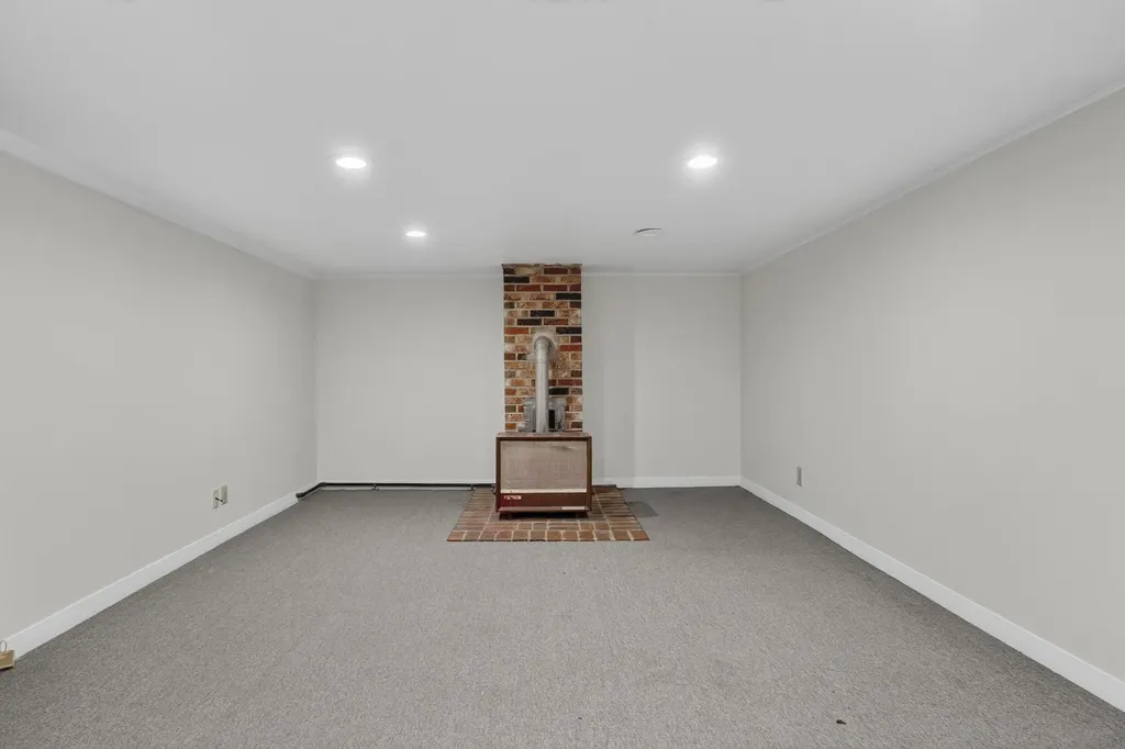 18 Ponce Street Portland ME 04101