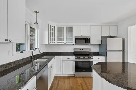 18 Ponce Street Portland ME 04101