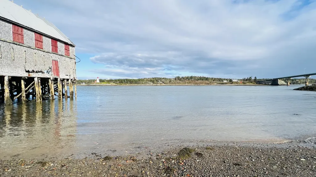 54 Water Street Lubec ME 04652