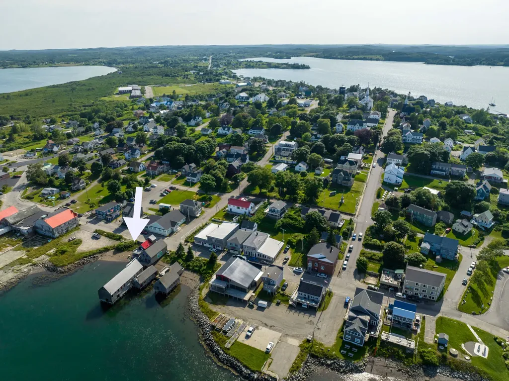 54 Water Street Lubec ME 04652