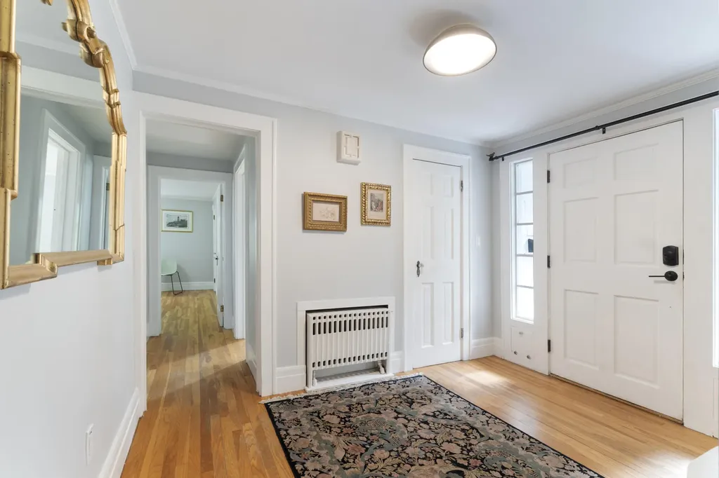 10 Blaine Avenue Augusta ME 04330