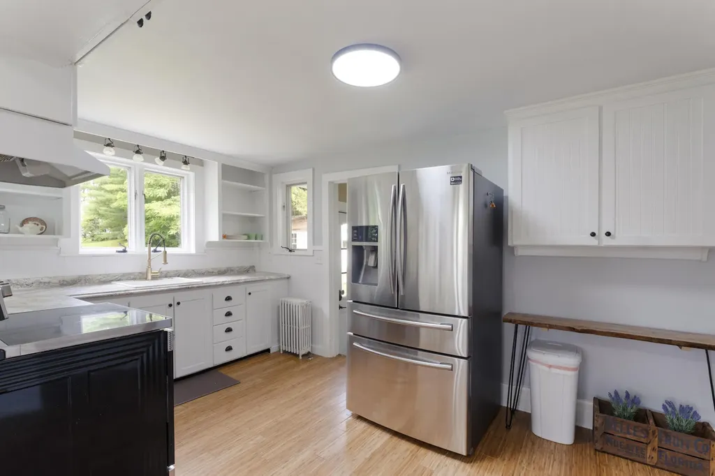 10 Blaine Avenue Augusta ME 04330